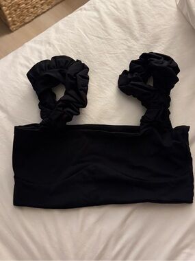 Port De Bras Sports bra
